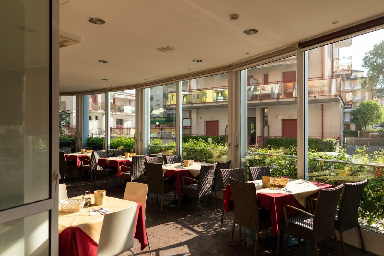 Hotel Sheila Lido di Jesolo Luaran gambar